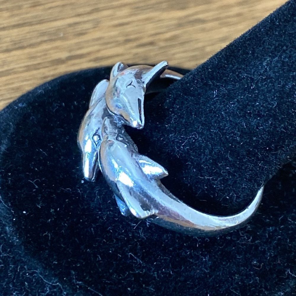 Triple dolphin sterling silver ring - Picture 2 of 4
